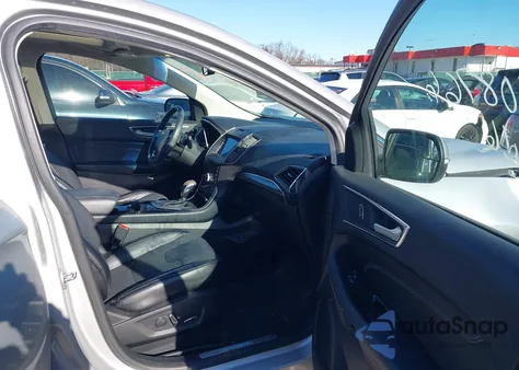 2018 Ford Edge Titanium z USA, uszkodzony, nr VIN 2FMPK4K98JBC10238